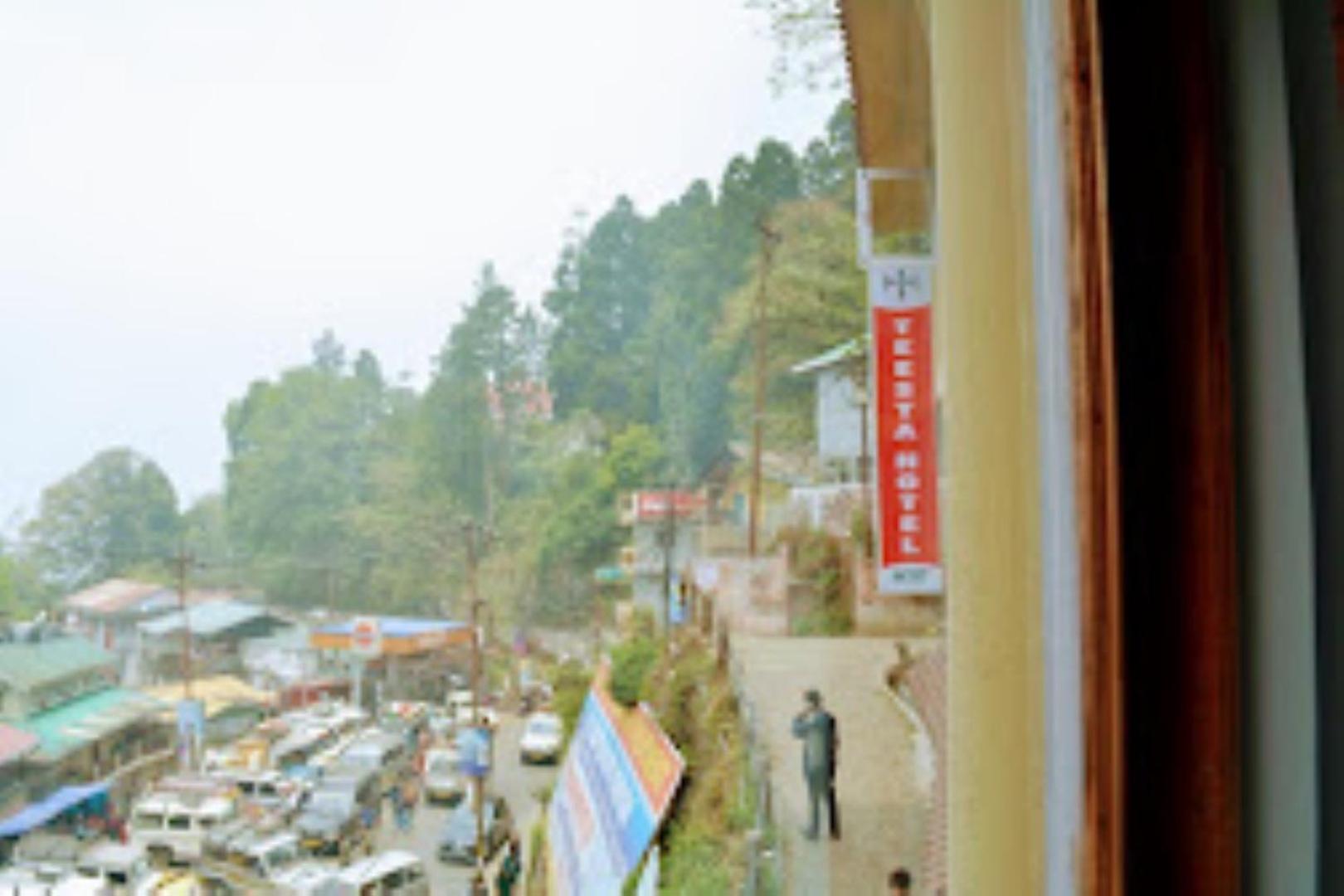Teesta Hotel , Darjeeling Дарджилинг Екстериор снимка